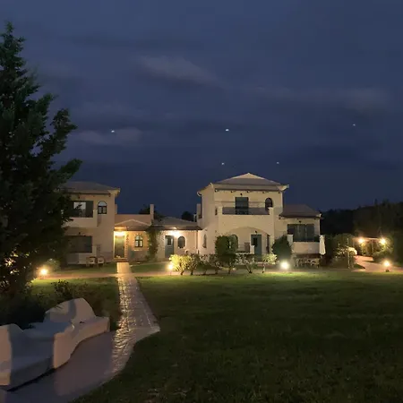 Stalakton Country Maisonettes