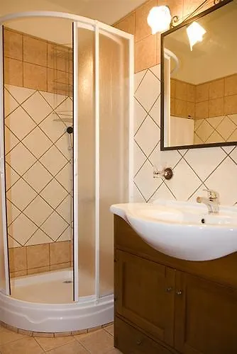 Apartman Stalakton Country Maisonettes