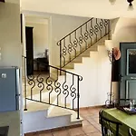 Stalakton Country Maisonettes