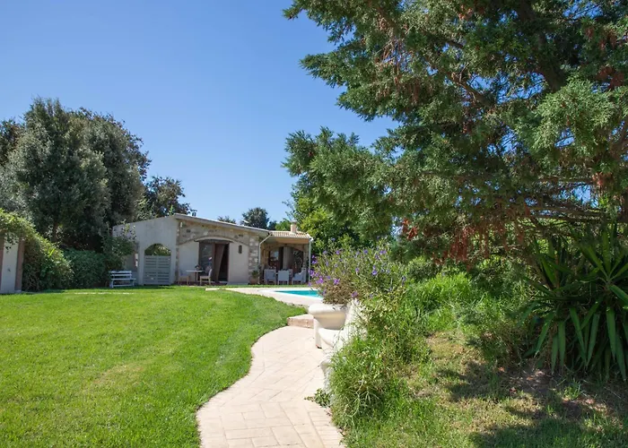 Stalakton Country Maisonettes Halikounas